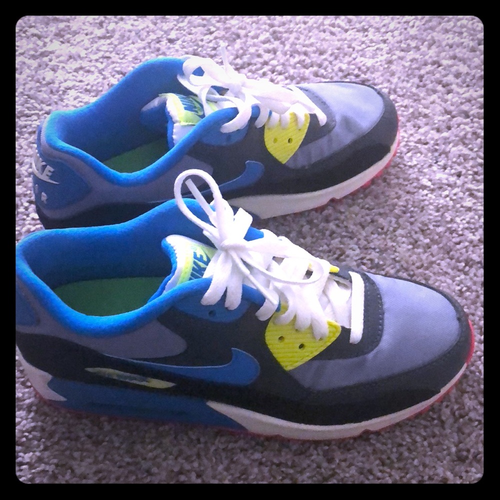 Nike shoes